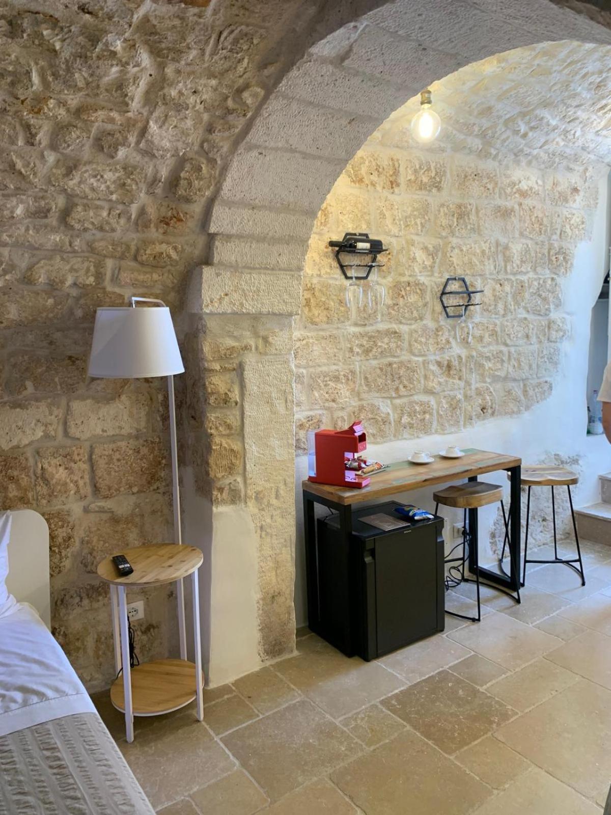 Atagio Luxury Room 오스투니 외부 사진
